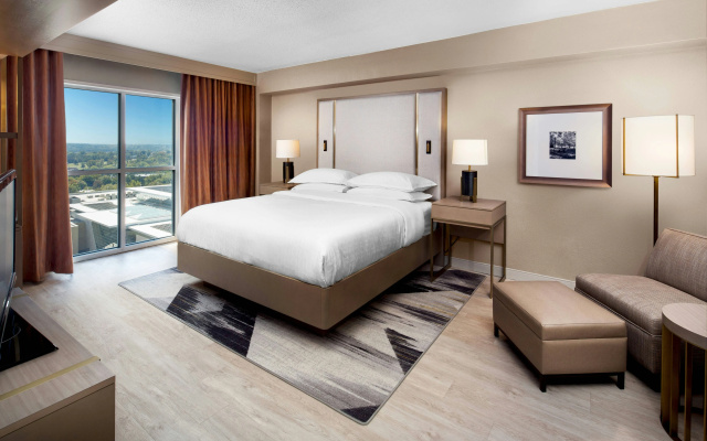 photo 4 of Sheraton Raleigh Hotel