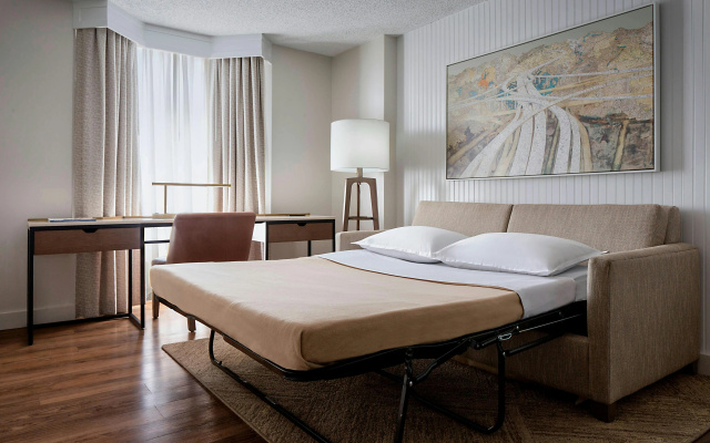 photo 3 of Sheraton Suites Market Center Dallas