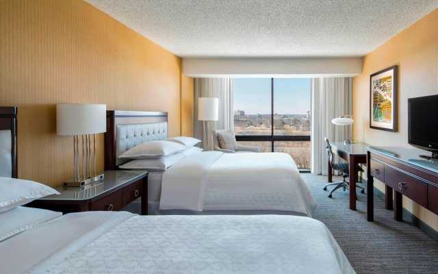 photo 4 of Sheraton West Des Moines Hotel