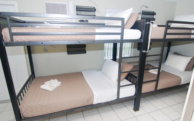 photo 4 of Sheridan Hostel