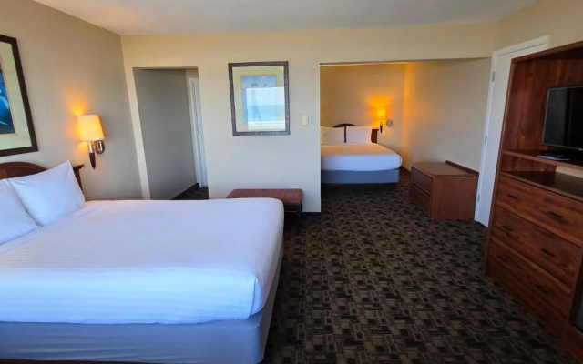 photo 4 of Seagrass Oceanfront Inn