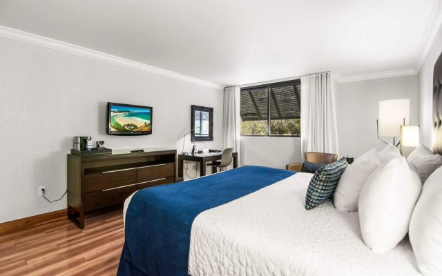 photo 3 of Miami Lakes Hotel