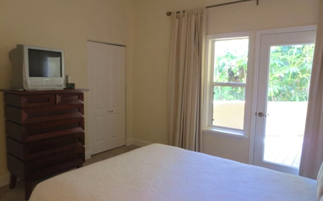 photo 2 of Siboney by RedAwning