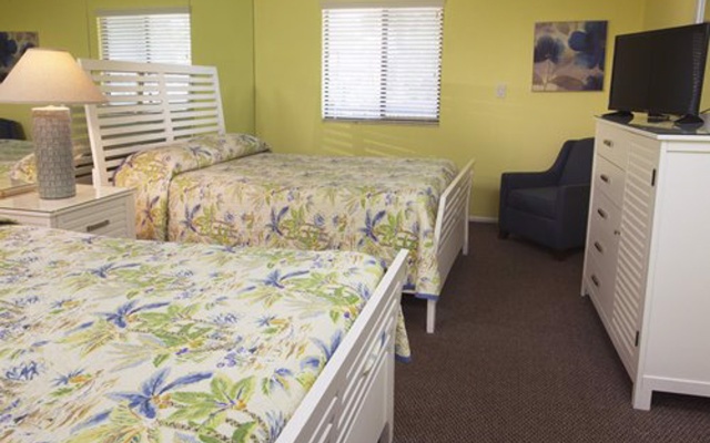 photo 2 of Siesta Sands Beach Resort