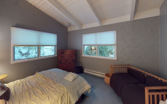 photo 2 of Silver Spring Chalet