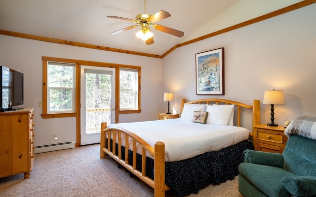 photo 5 of Skidder Trail Family Lodge 4 Bedroom Home by RedAwning