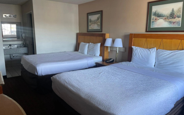 photo 3 of Skyway Inn SeaTac