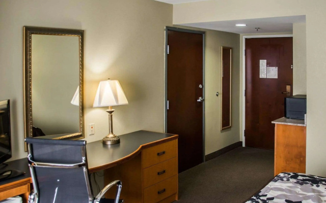 photo 2 of Sleep Inn & Suites Pineville - Alexandria