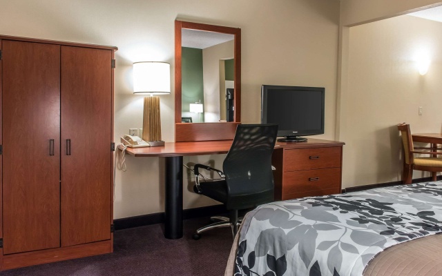 photo 4 of Sleep Inn & Suites of Lancaster County