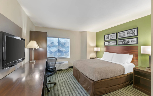 photo 5 of Quality Inn Kansas City International Airport