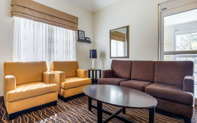 photo 3 of Sleep Inn near Great Lakes Naval Base