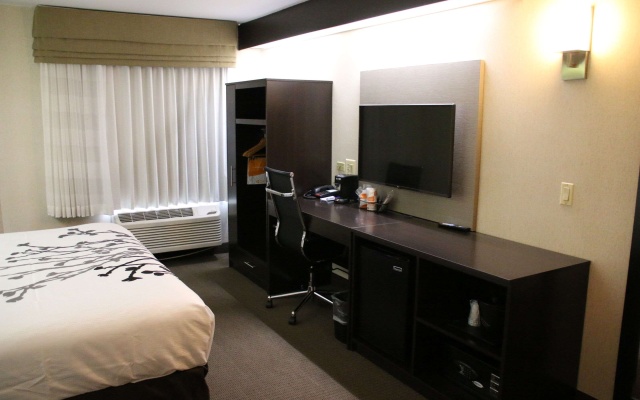 photo 5 of Sleep Inn near Great Lakes Naval Base