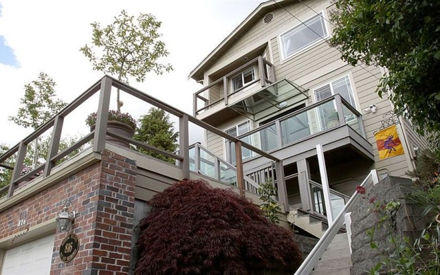 photo 2 of Sleeping Bulldog Bed & Breakfast