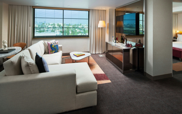 photo 4 of SLS Hotel, a Luxury Collection Hotel, Beverly Hills