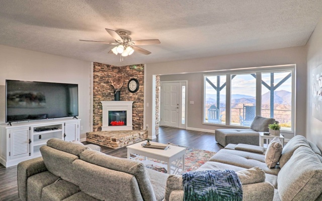 photo 5 of North Carolina Vacation Rental w/ Fire Pit & Grill
