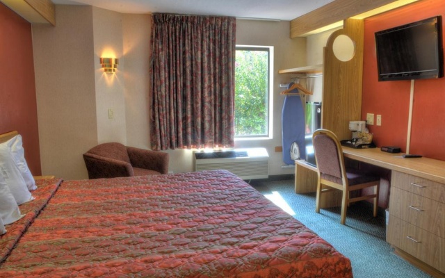 photo 5 of Smoky Mountain Inn & Suites