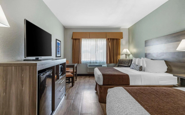 photo 4 of Soho Grand Hotel