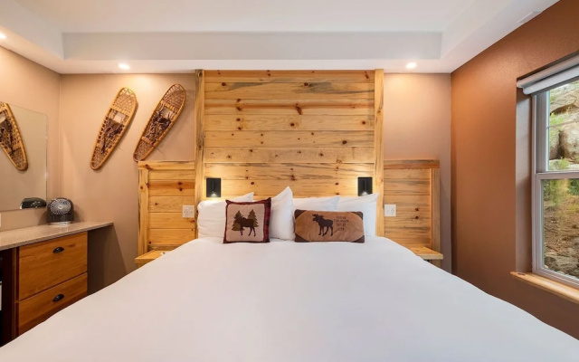photo 2 of Solitude Moose Room 102 - Estes Park 1 Bedroom Studio by RedAwning