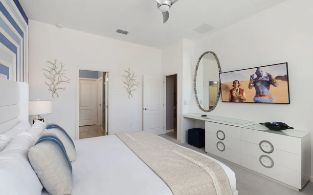 photo 4 of Solterra Resort - Luxury 10 Bedroom Homes
