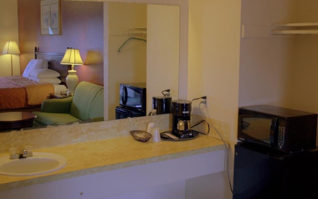 photo 4 of Somerville Inn and Suites