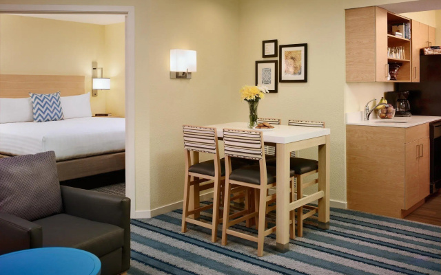 photo 4 of Sonesta ES Suites Chicago - Schaumburg