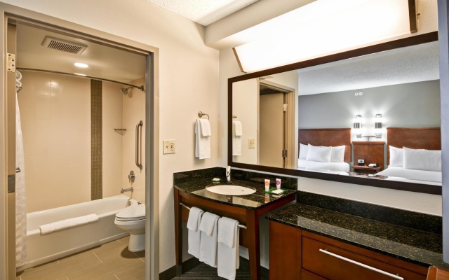 photo 3 of Hyatt Place Kansas City Airport