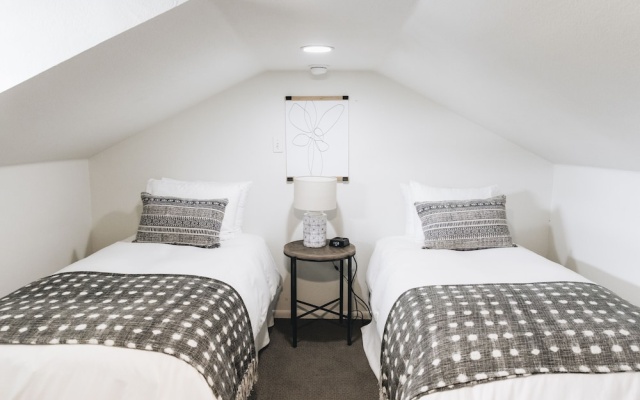 photo 3 of Sonoma's Best Cottages