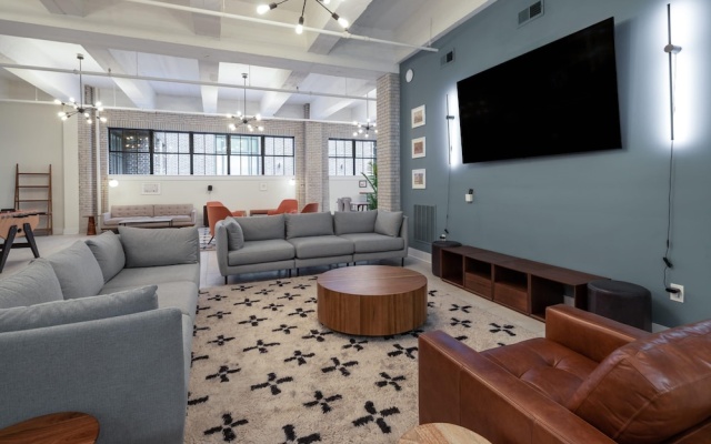 photo 2 of Sosuite 2BR Apt w Park View, W/d, Gym, Lounge