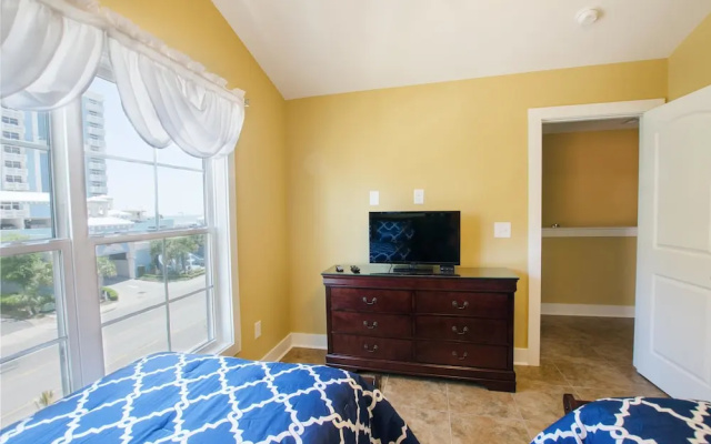 photo 5 of South Beach Cottages 4 bedroom By Affordable Large Properties