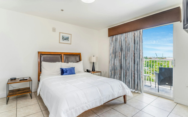 photo 5 of South River Suites