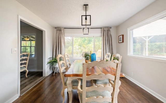photo 2 of Southern Charm l 5BR l Sleeps 14 l A Location