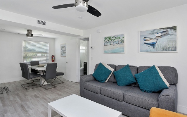 photo 3 of Spacious 1 Bedroom APT at the beach