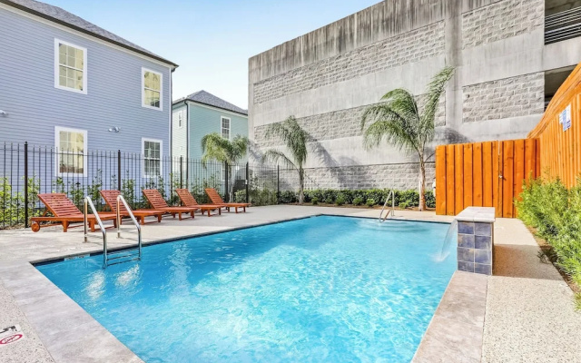photo 2 of Spacious 3BR Condo in New Orleans