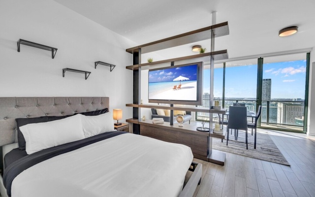 photo 2 of Spacious Apartment with City View