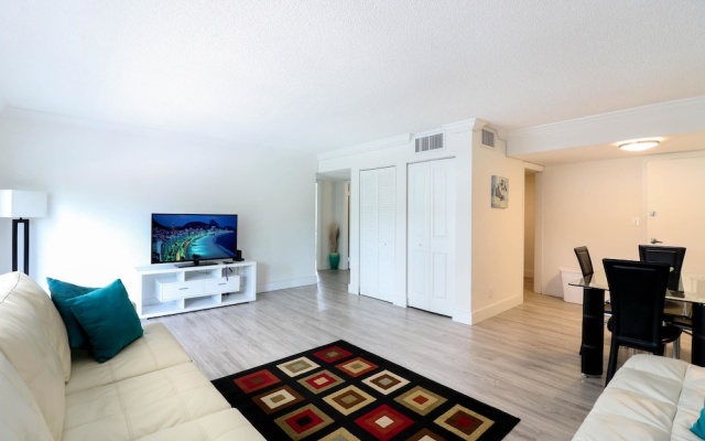 photo 3 of Spacious Apartment with Marina Views