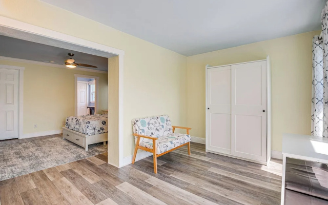 photo 5 of 5 Mi to Beaches: Spacious Bradenton Home!