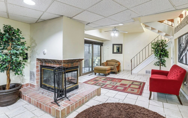 photo 4 of Spacious King of Prussia Home w/ 2 Game Rooms