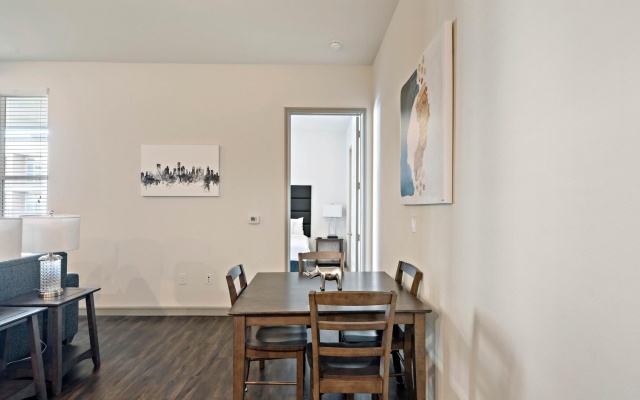photo 3 of Spacious Private and Elegant Downtown Location