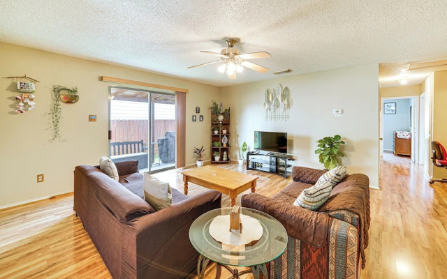 photo 3 of Spacious San Antonio Home: Close to Military Bases