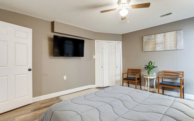 photo 3 of Spacious Parkview Home Near Denver w/ Game Room
