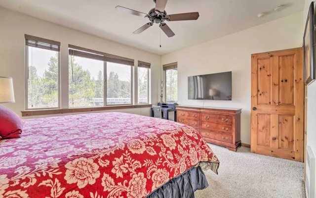 photo 4 of 2 Mi to Donner Lake: Walkable Truckee Condo!