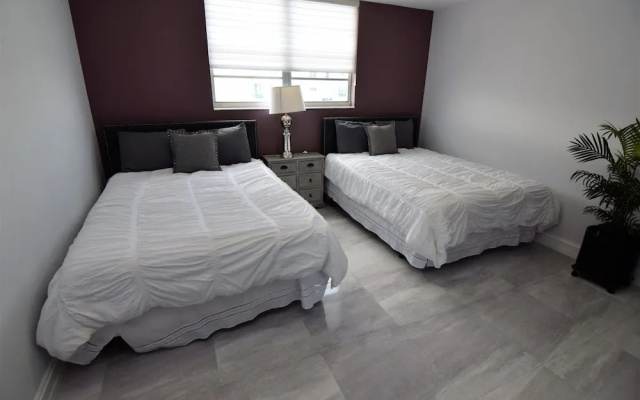 photo 4 of Spectacular Ocean View - 2 Beds + 2 Baths On The Beach