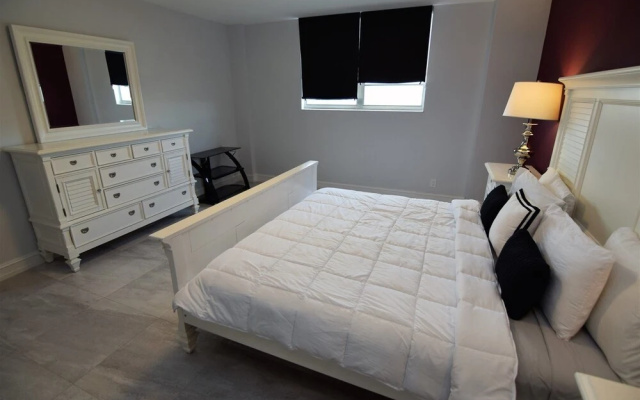 photo 5 of Spectacular Ocean View - 2 Beds + 2 Baths On The Beach