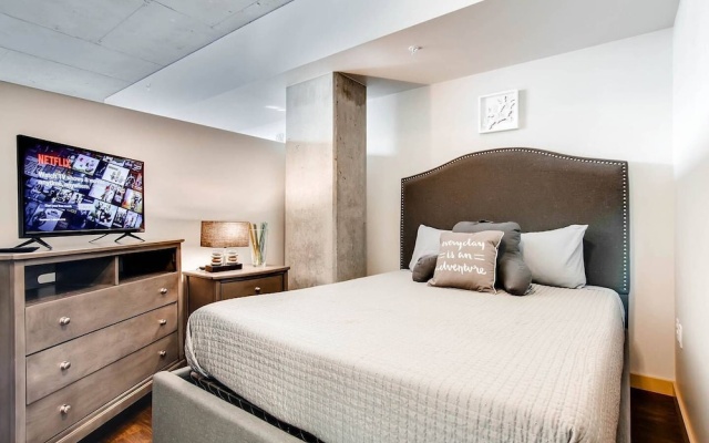 photo 5 of Speechless In Seattle! #1 Location - 2BR - Free Parking! (VR1)
