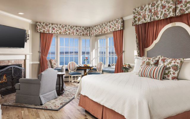 photo 4 of Spindrift Inn