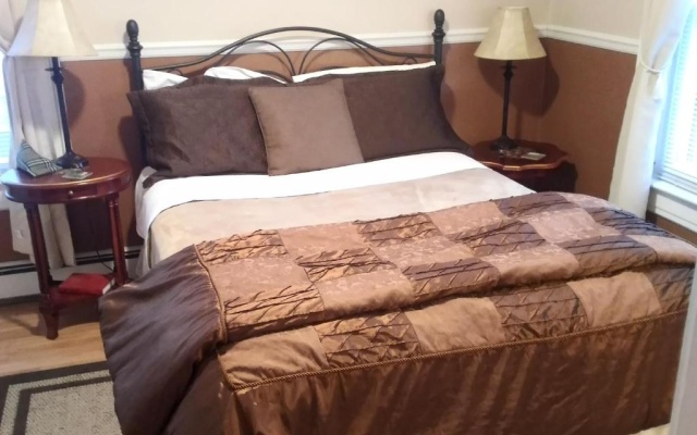 photo 3 of Splendor Inn Bed & Breakfast