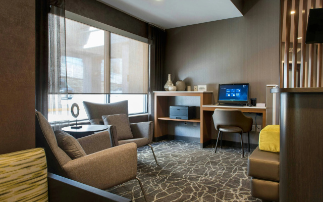 photo 3 of Springhill Suites By Marriott - Danbury