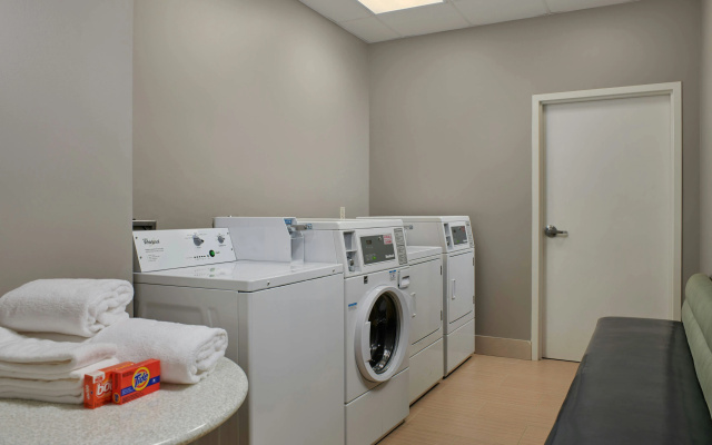 photo 3 of SpringHill Suites by Marriott Baton Rouge North/Airport