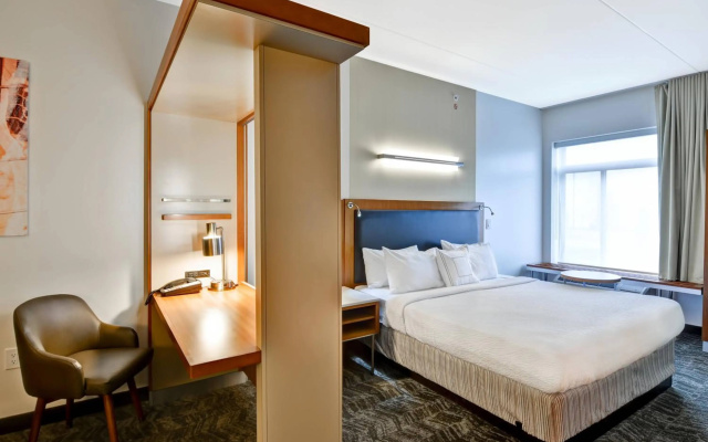 photo 5 of SpringHill Suites by Marriott Cincinnati Airport South