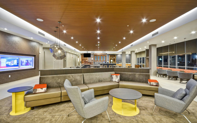 photo 2 of SpringHill Suites by Marriott Cincinnati Blue Ash